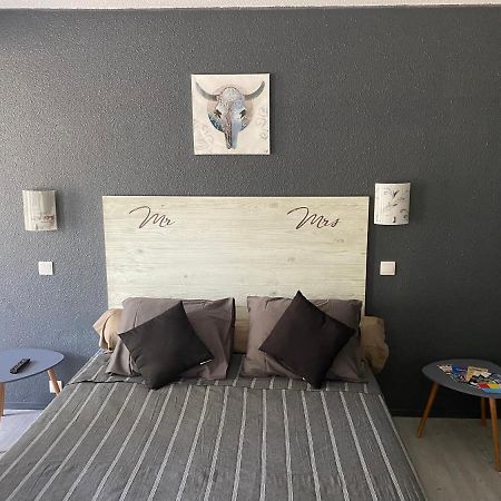 Appartement Appt les hameaux 2.0 à Arles Extérieur photo